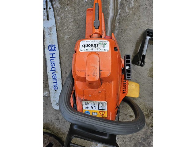 Grasmaaier en kettingzaag (6x) - afbeelding 15 van  15