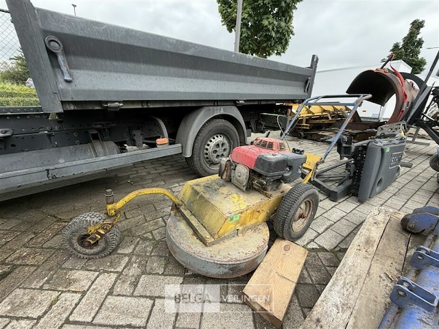 Grasmaaier honda motor - afbeelding 1 van  8