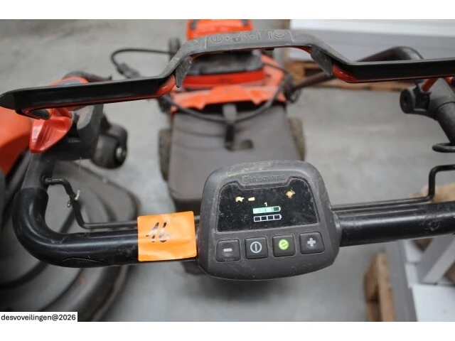 Grasmaaier husqvarna voor accu bli950x - afbeelding 5 van  6