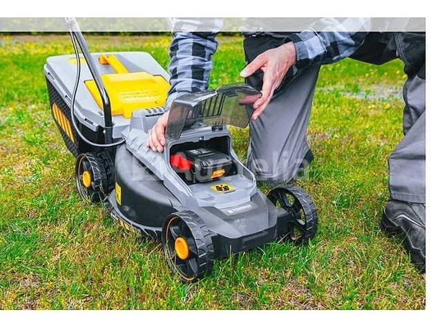 Grasmaaier met 2 x 20v li-ion batterijen geleverd - afbeelding 2 van  5