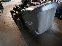 Grasmaaier op benzine castelgarden - afbeelding 3 van  5
