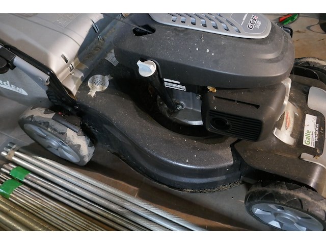 Grasmaaier op benzine castelgarden - afbeelding 5 van  5