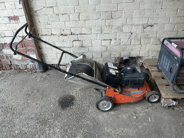 Grasmachine en stroomgenerator - afbeelding 6 van  8