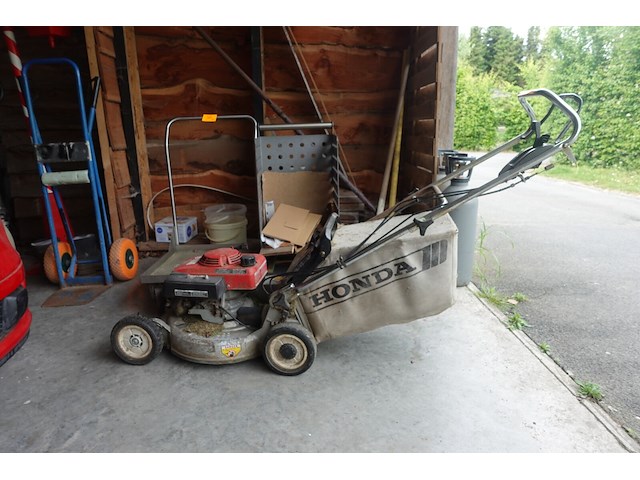 Grasmachine honda - afbeelding 1 van  5
