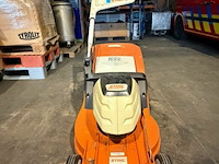 Grasmachine stihl - afbeelding 1 van  9
