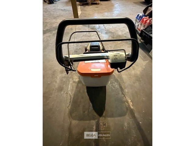 Grasmachine stihl - afbeelding 5 van  9