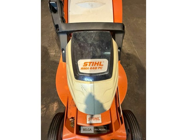 Grasmachine stihl - afbeelding 6 van  9