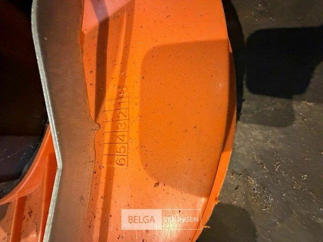 Grasmachine stihl - afbeelding 8 van  9