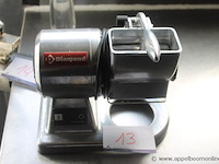 Grater, diamond, gm, 0, 38kw, 230v, 8kg, werking niet gekend