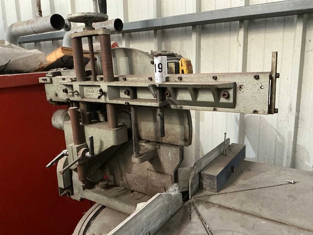 Graule zware industriële afkortcirkelzaagmachine - afbeelding 4 van  8