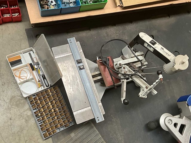 Graveermachine / pantograaf met toebehoren – professioneel - afbeelding 3 van  3