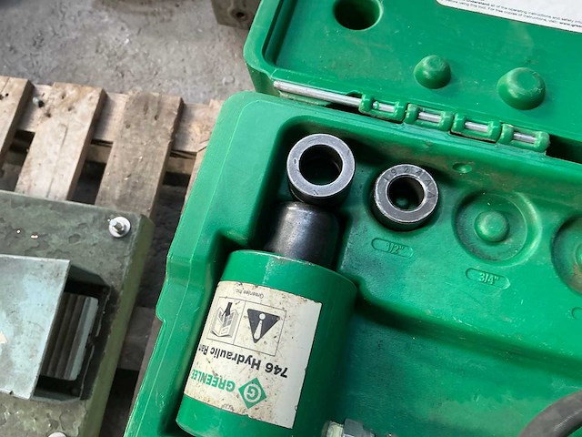 Greenlee 767 / 746 hand ponstool set - afbeelding 7 van  8