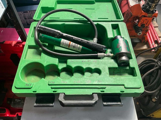 Greenlee 767 / 746 hydraulische handpomp - afbeelding 1 van  5
