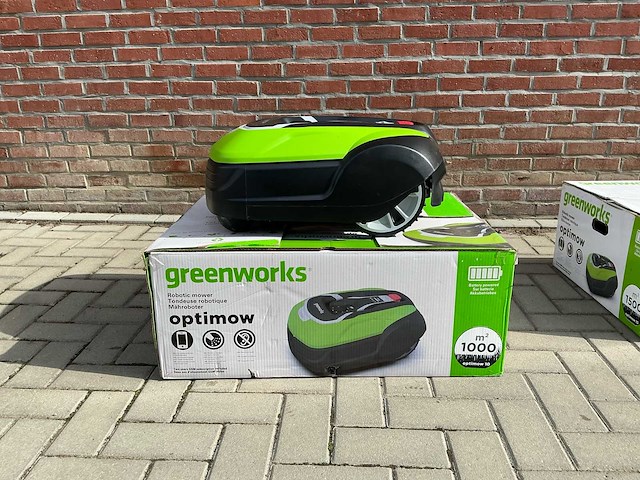 Greenworks optimow 1000m2 robotmaaier - afbeelding 1 van  6