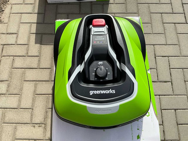 Greenworks optimow 1000m2 robotmaaier - afbeelding 4 van  6