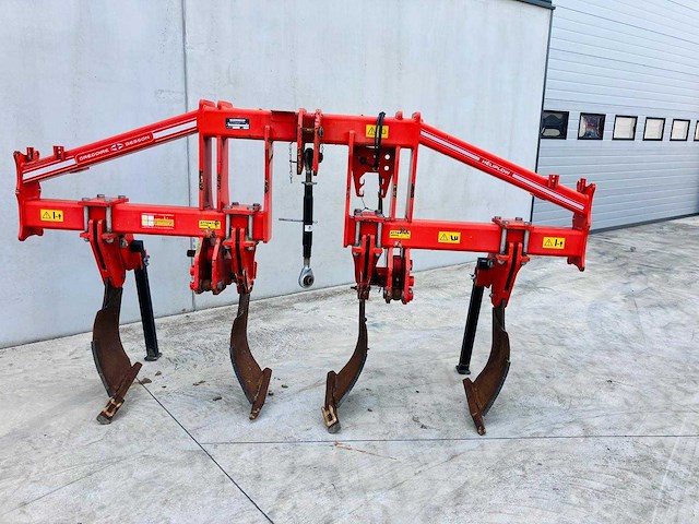 Gregoire besson - heliplow.3m.4d - plough - 2013 - afbeelding 1 van  3
