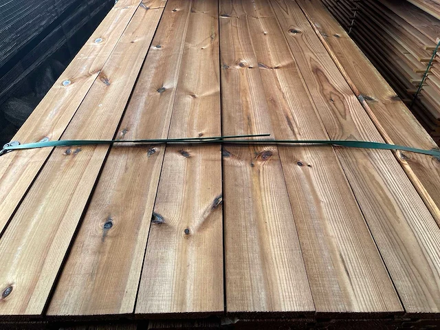Grenen channelsiding bruin gemodificeerd 5100x140x18mm (77x) - afbeelding 1 van  3