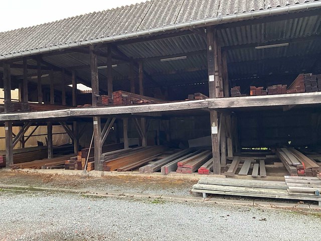 Grenen houten balken en planken (325x) waaronder rnd - afbeelding 2 van  10