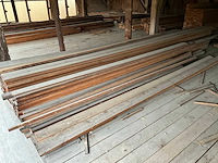 Grenen houten balken en planken (325x) waaronder rnd - afbeelding 4 van  10