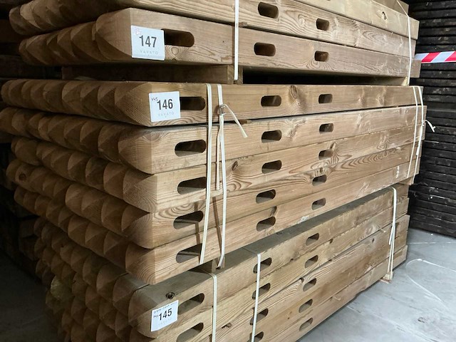 Grenen paal (45x) - afbeelding 1 van  4