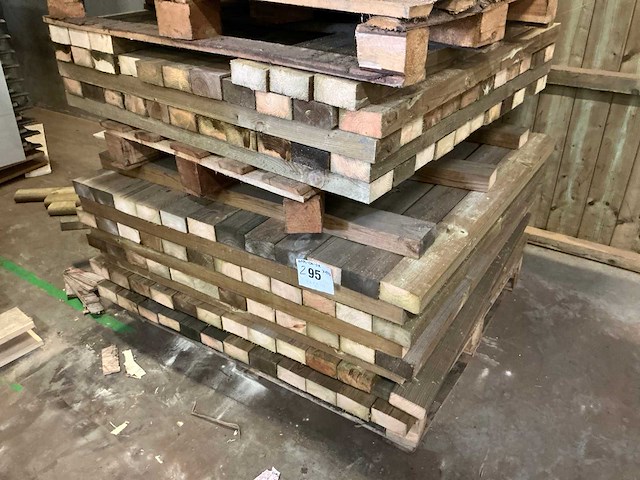 Grenen plank (139x) - afbeelding 1 van  4