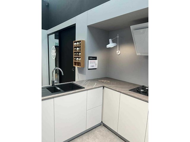 Grey veda kitchen - afbeelding 1 van  2