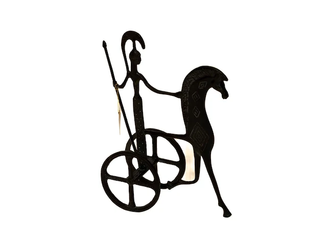 Grieks geometrisch bronzen strijdwagenbeeldje met... - afbeelding 2 van  2