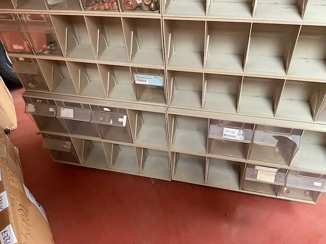 Grijpbakken met inhoud - afbeelding 5 van  29