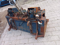 Grijper caterpillar 154cm - afbeelding 1 van  1