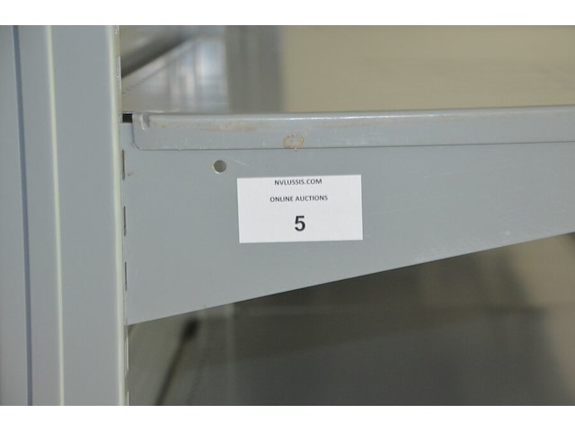 Grijs metalen gondelrek 3m lang 30 leggers van 1m - afbeelding 4 van  4