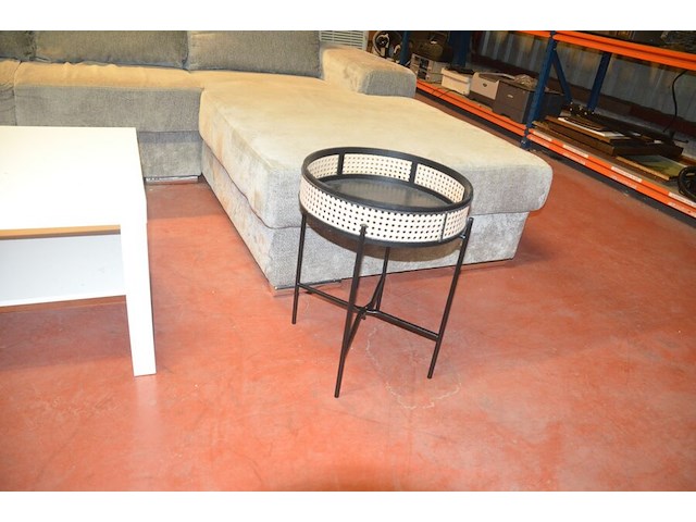 Grijs stoffen u-vormig hoeksalon afm. 350x280, wit rechthoekig salontafeltje, rond zwart bijzettafeltje - afbeelding 5 van  11