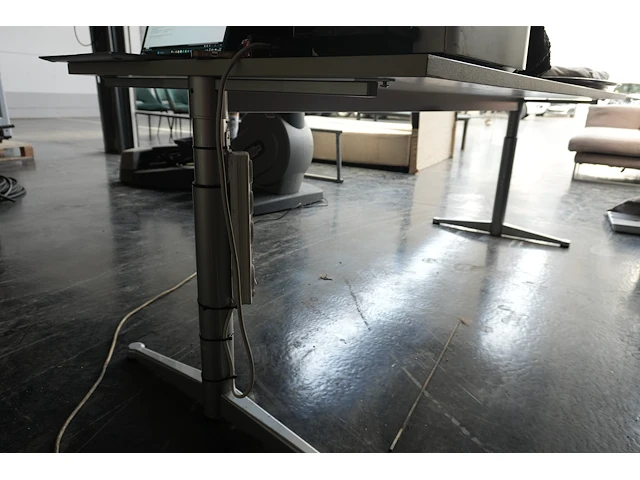 Grijs zit-sta bureau 200x91 cm - afbeelding 5 van  5