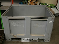 Grijze palletbox