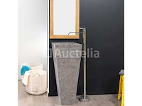 Grijze piramide vrijstaande badkamerwastafel: h/90cm nieuw - afbeelding 1 van  3