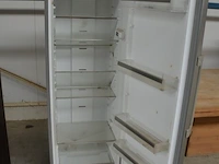 Grijze staande koelkast whirlpool (met schade) re365a (werking onbekend) - afbeelding 6 van  8