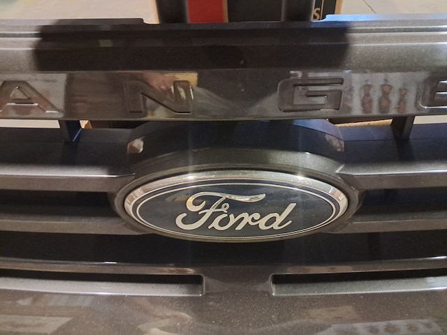Grill ford ranger goede staat bj 2020 - afbeelding 2 van  4
