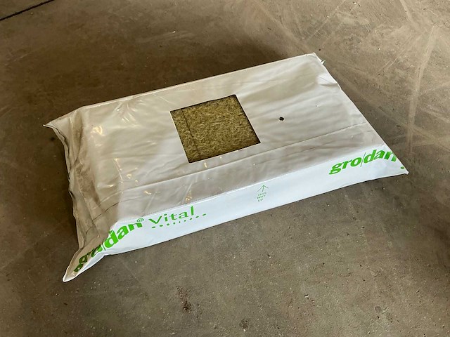 Grodan vital steenwol (348x) - afbeelding 1 van  3