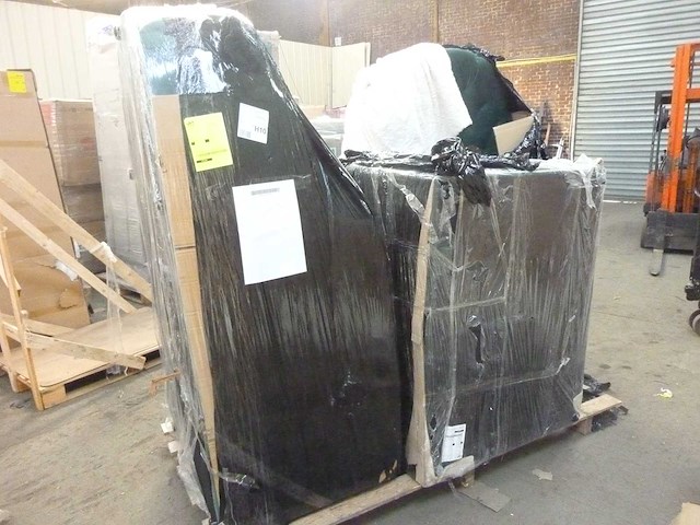 Groene fluwelen panoramische bank - afbeelding 13 van  13