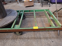 Groene platte kar 1,60m x 80 cm - afbeelding 4 van  4