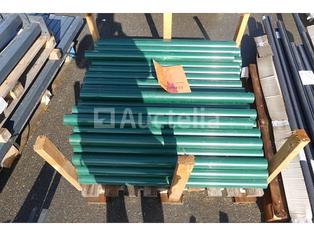 Groene ronde hekpalen (ral6005) - afbeelding 1 van  6