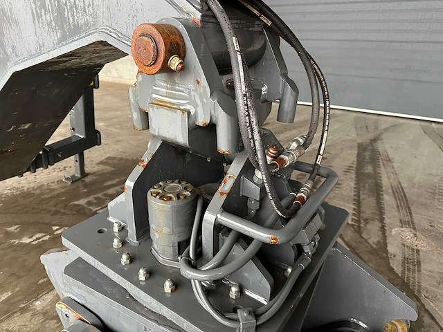 Groeneveldt grijpers - 2011 - sleeptang - boomgrijper - sleeptang - afbeelding 10 van  13