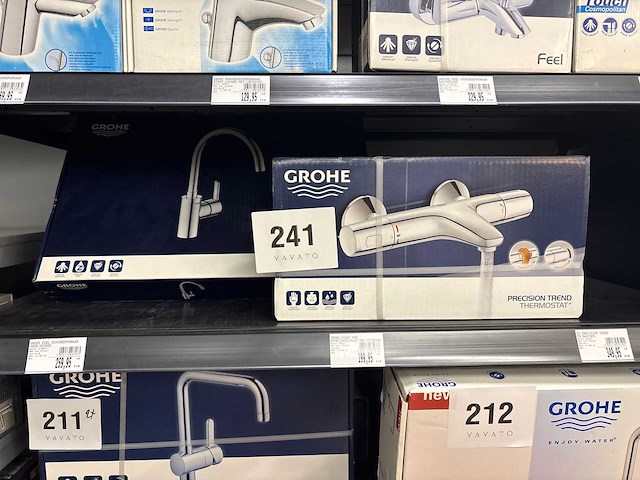 Grohe thermostaatkraan en keukenkraan - afbeelding 1 van  3