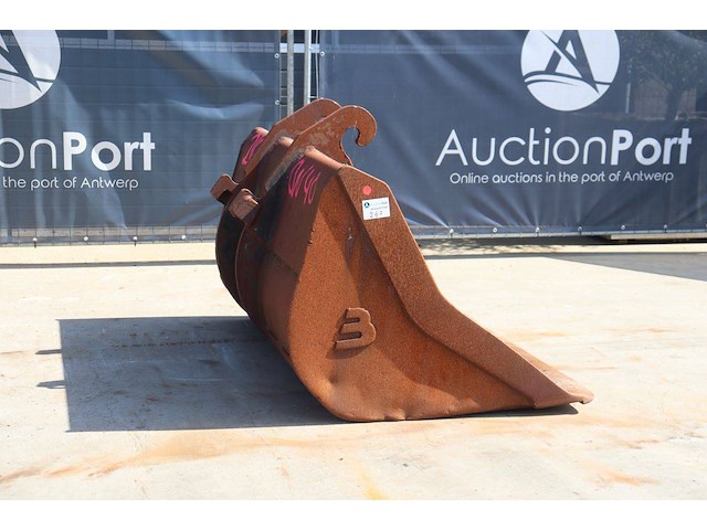 Grondbak beco cw40 210cm - afbeelding 1 van  1