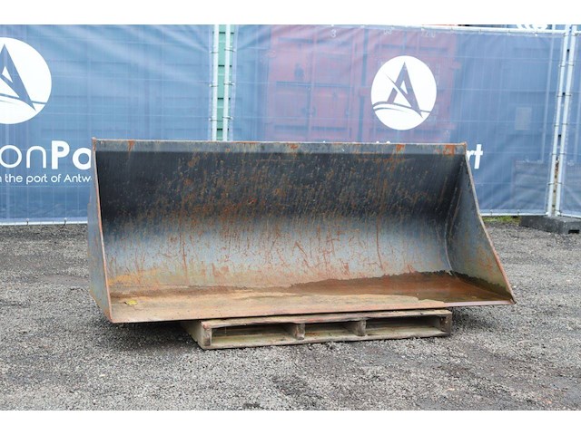 Grondbak genie 800l 2016 - afbeelding 1 van  1