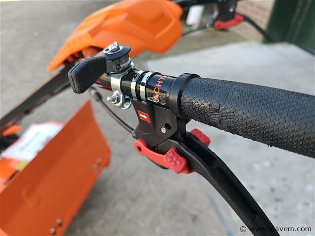 Grondfrees 46cm benzine - afbeelding 14 van  25