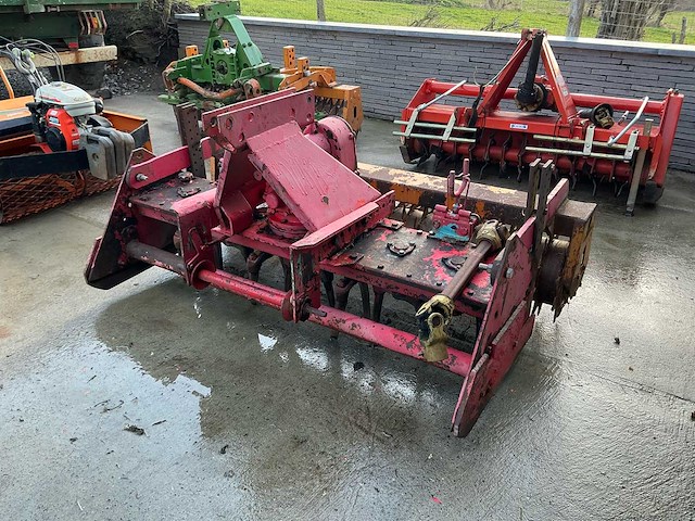 Grondfrees met aandrukrol grondfrees - afbeelding 1 van  15