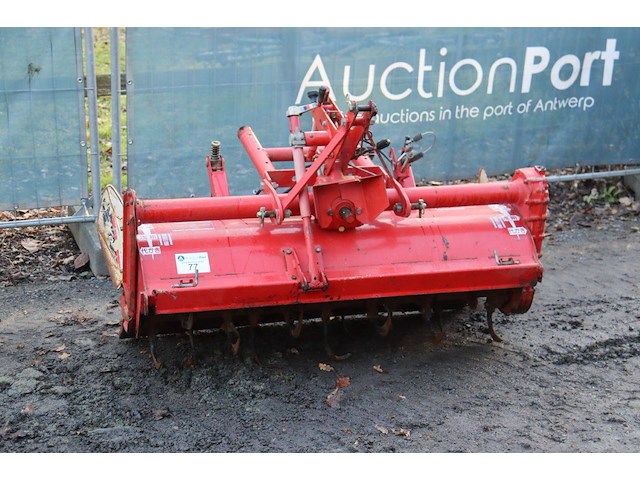 Grondfrees yanmar - afbeelding 1 van  1