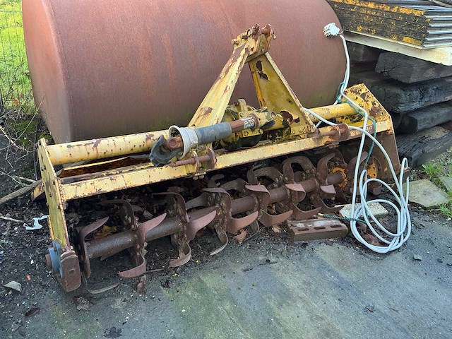 Grondfrees - afbeelding 1 van  4