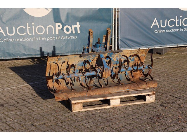 Grondfrees - afbeelding 1 van  1