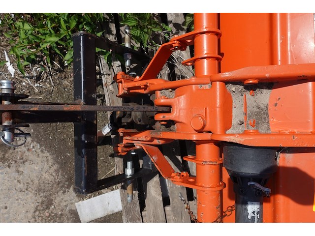 Grondfress kubota - afbeelding 9 van  11